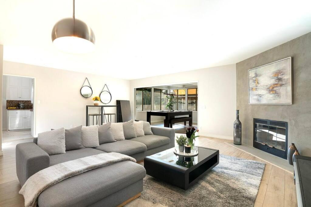 Large Home With Pool + Jacuzzi Los Angeles Zewnętrze zdjęcie